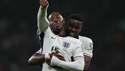 格拉斯纳：格伊和埃泽会在下场比赛首发，并为水晶宫拼至最后